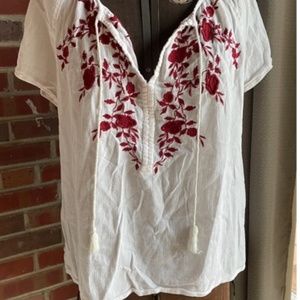 Lucky Brand creamy white peasant top with deep red embroidery
